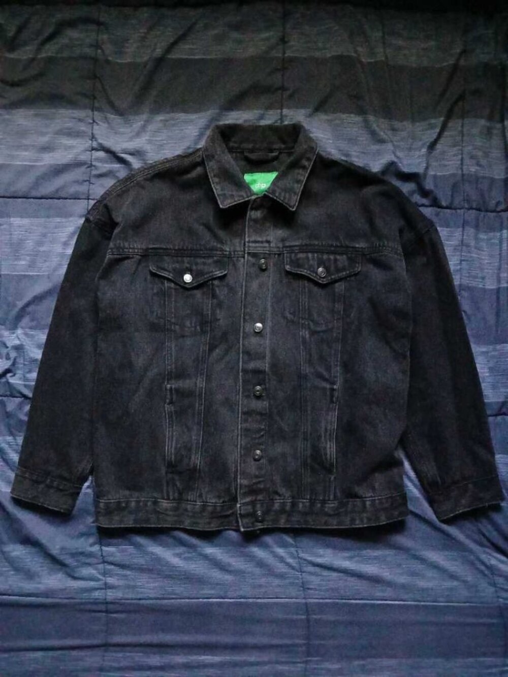 Women's Oversized Black Washed Denim Trucker Jacket M 100% Cotton
